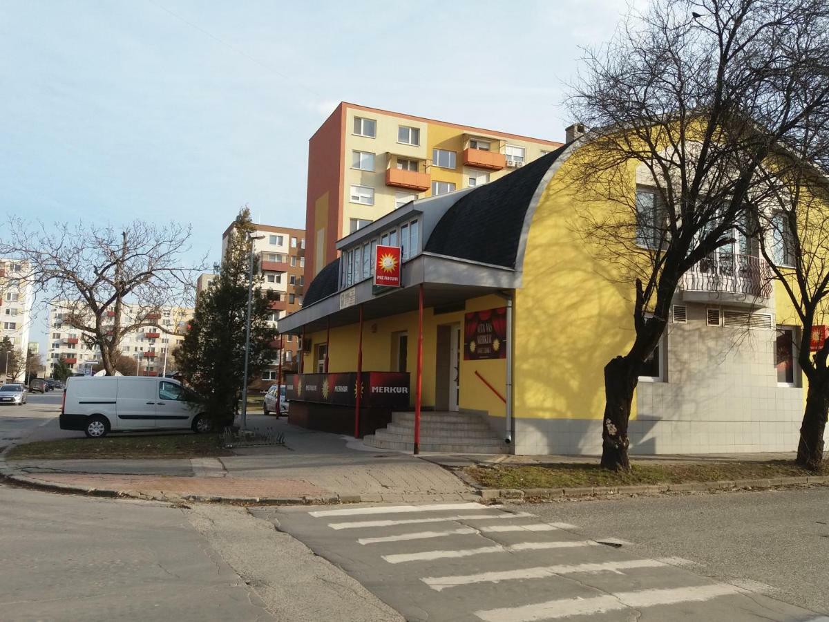 Hradna 9a Homestay Nove Zamky